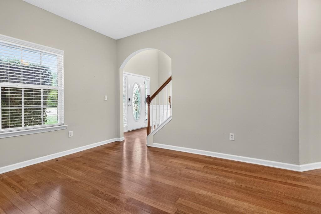4 bedroom, 3 bathroom, 2,552 sq ft single family residence for sale at 719 Winesap Court, Hampton, GA 30228 — photo 7