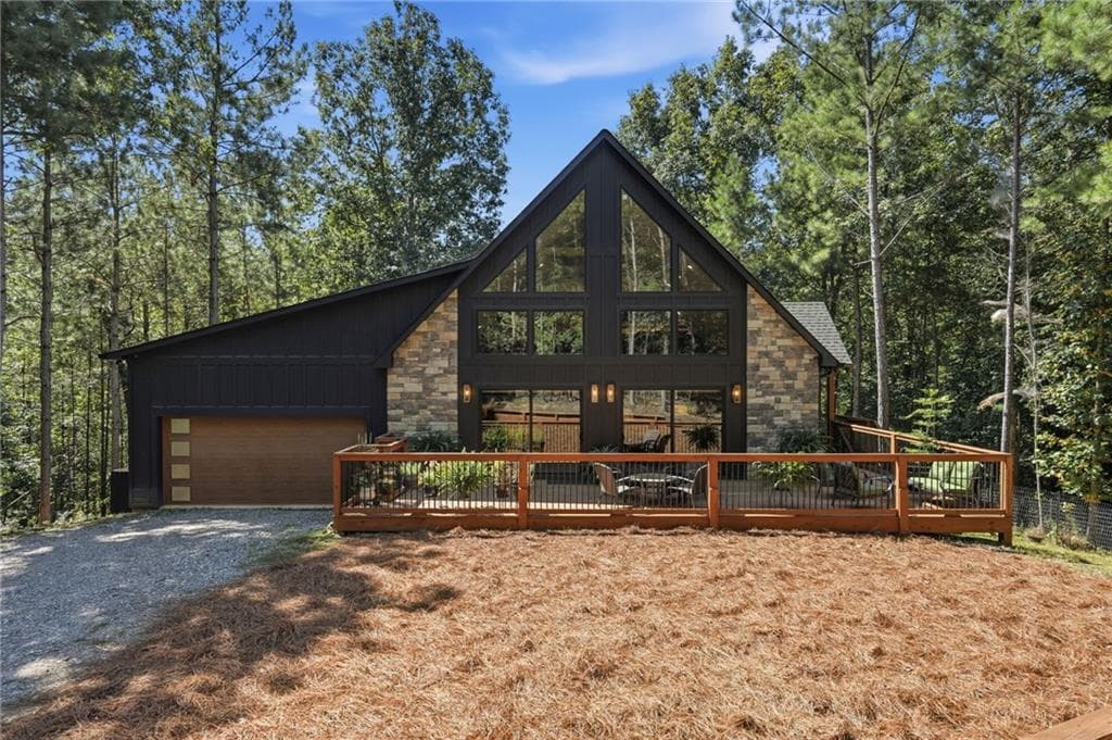 2 bedroom, 3 bathroom, 1,718 sq ft single family residence for sale at 37 Abernathy Lane, Ellijay, GA 30540 — photo 2