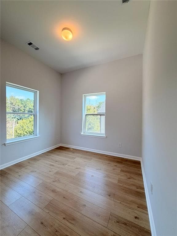 7 bedroom, 4 bathroom, 2,400 sq ft single family residence for rent at 4430 Ross Estates Court, Snellville, GA 30039 for $2,600 a month — photo 6