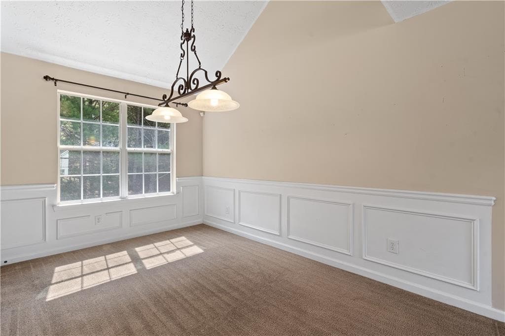 5 bedroom, 2 bathroom, 1,466 sq ft single family residence under contract at 7410 Petunia Drive, Riverdale, GA 30296 — photo 9