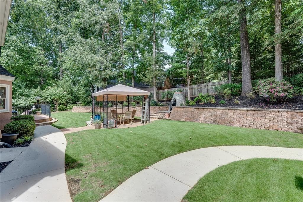 4 bedroom, 4 bathroom, 4,415 sq ft single family residence for rent at 1281 Lake Washington Drive, Lawrenceville, GA 30043 for $3,100 a month — photo 6