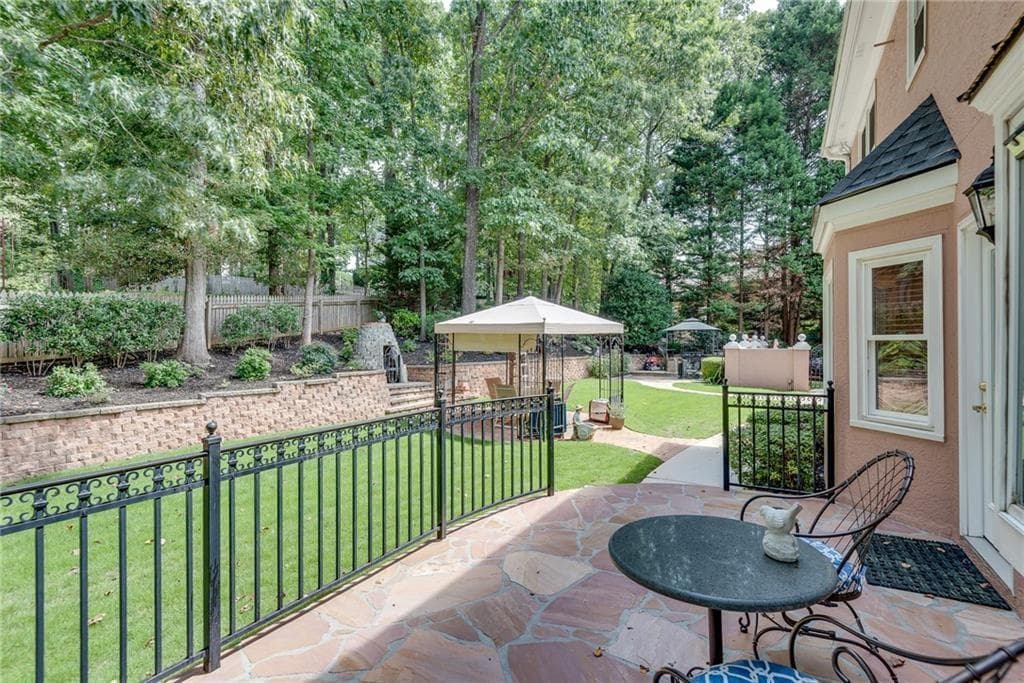 4 bedroom, 4 bathroom, 4,415 sq ft single family residence for rent at 1281 Lake Washington Drive, Lawrenceville, GA 30043 for $3,100 a month — photo 10