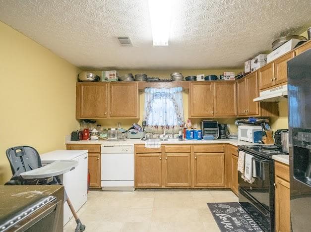 3 bedroom, 2 bathroom, 1,337 sq ft single family residence under contract at 8351 Ramblin Court, Douglasville, GA 30134 — photo 5