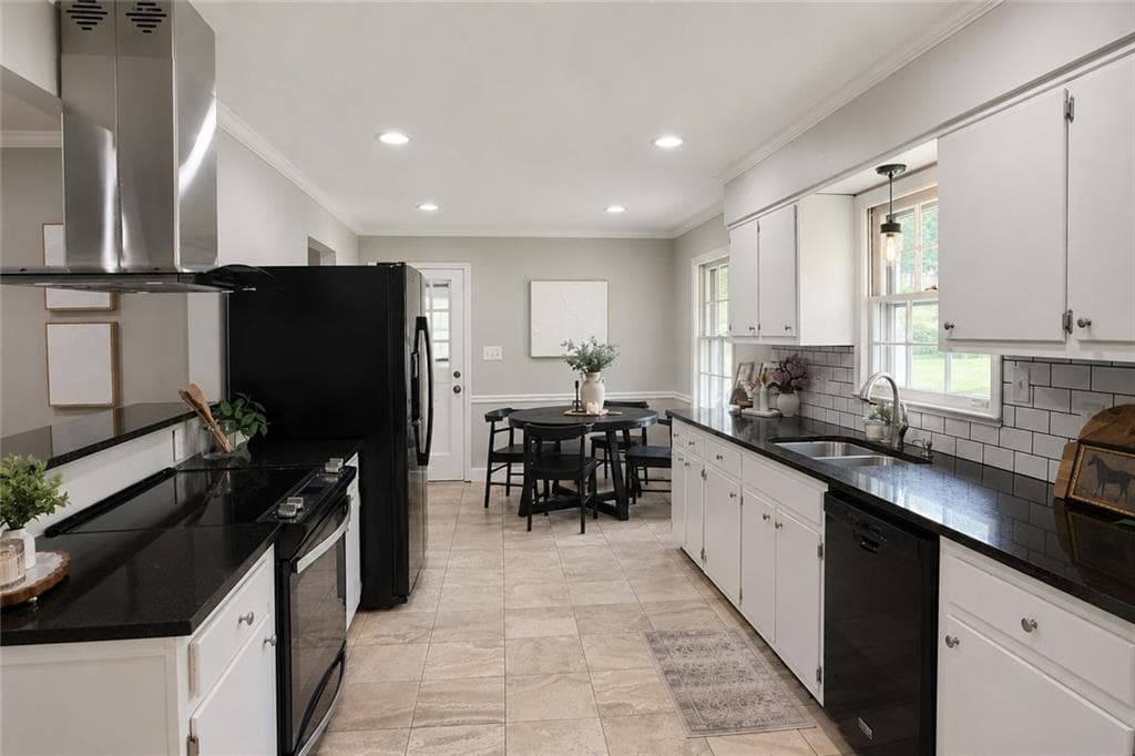 4 bedroom, 2 bathroom, 2,357 sq ft single family residence for sale at 3053 E Ramble Lane, Decatur, GA 30033 — photo 7