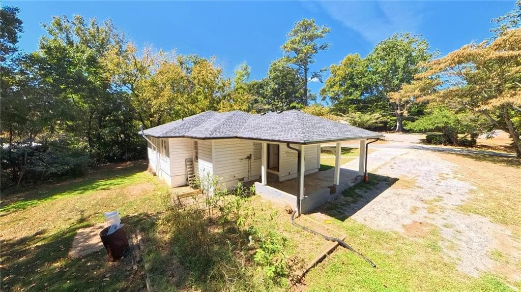 3 bedroom, 1 bathroom, 1,304 sq ft single family residence for sale at 75 Collins Road, Jasper, GA 30143 — photo 4