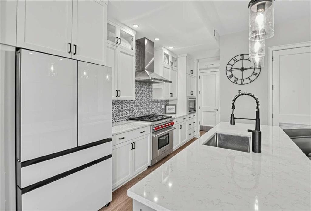 2 bedroom, 2 bathroom, 1,315 sq ft condominium under contract at 58 Canton Street 202, Alpharetta, GA 30009 — photo 7