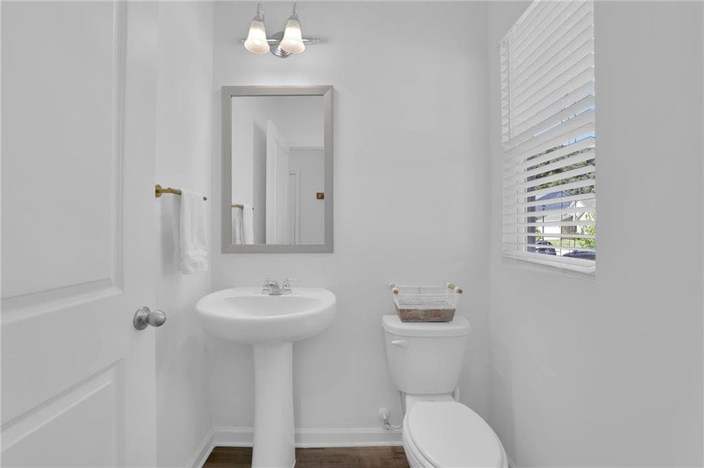 4 bedroom, 3 bathroom, 2,382 sq ft single family residence for sale at 751 Knightsbridge Lane, Winder, GA 30680 — photo 10