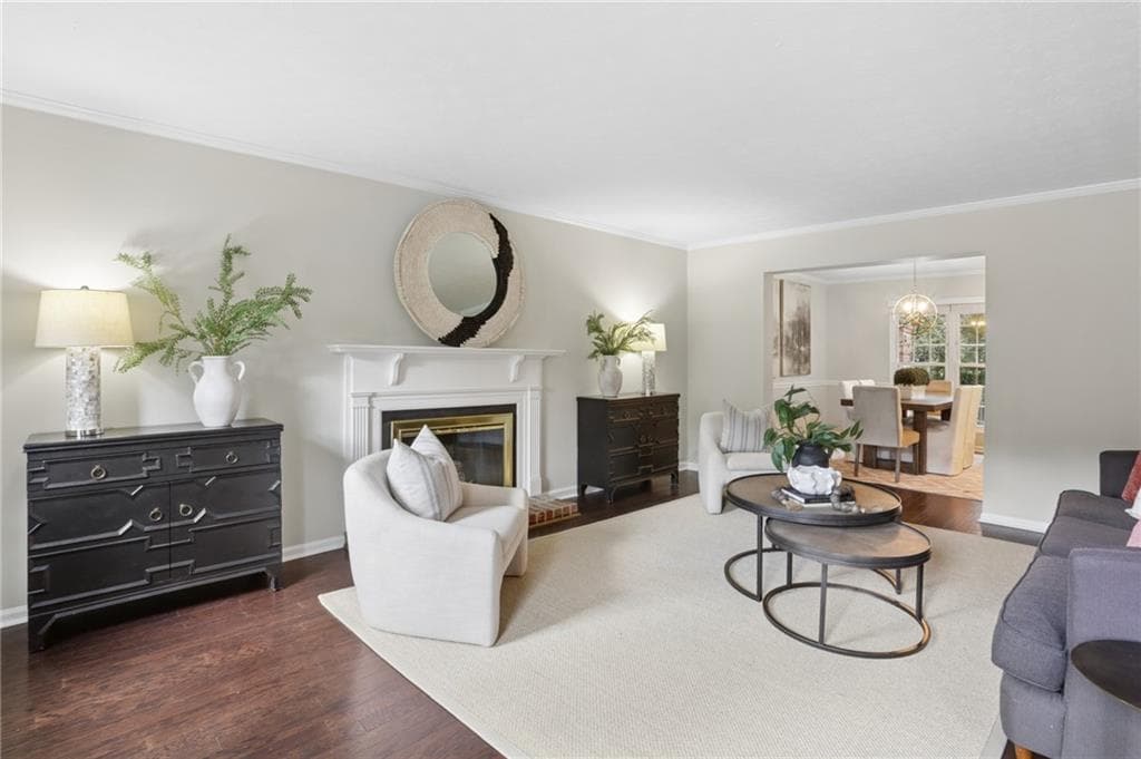 3 bedroom, 3 bathroom, 1,560 sq ft townhouse for sale at 11 Scotland Place, Atlanta, GA 30318 — photo 5