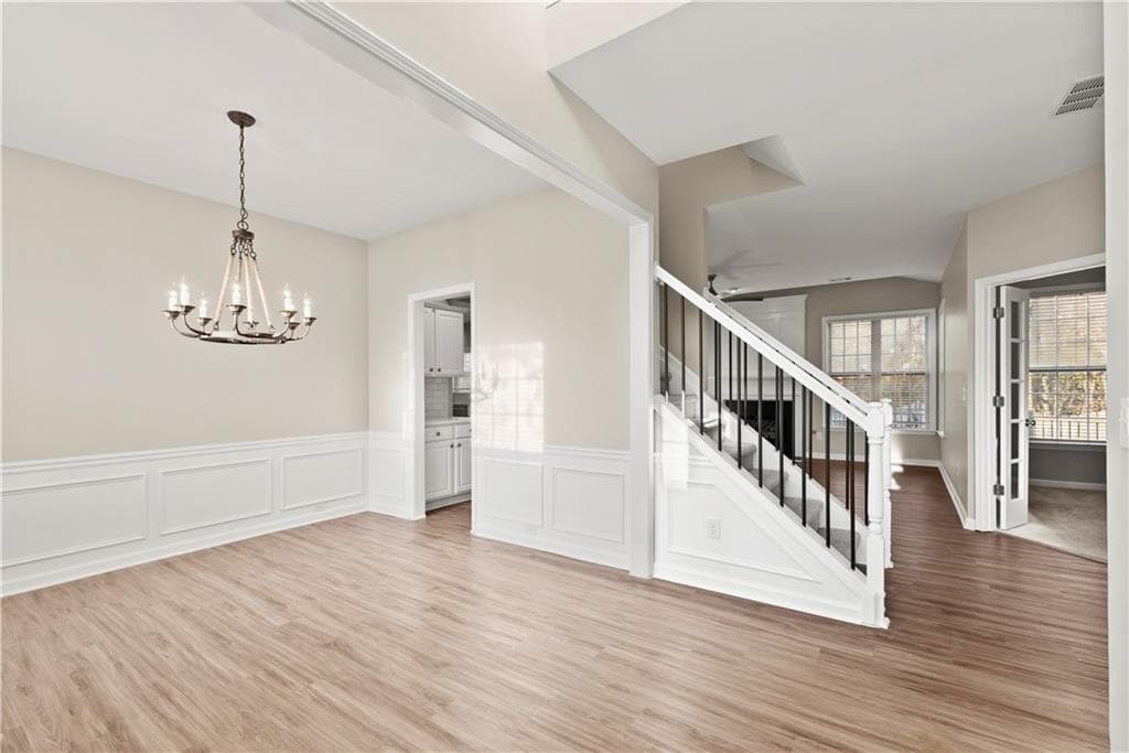 4 bedroom, 3 bathroom, 2,464 sq ft single family residence for rent at 130 Nocatee Trail, Woodstock, GA 30188 for $2,850 a month — photo 3