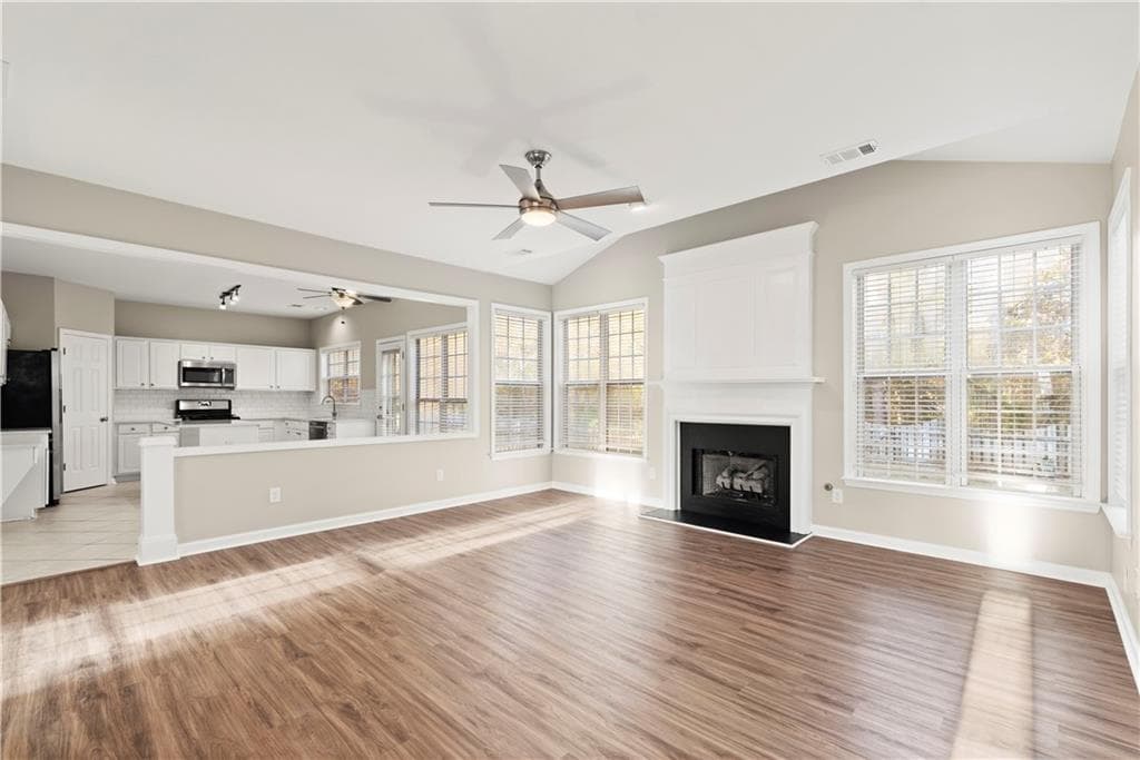 4 bedroom, 3 bathroom, 2,464 sq ft single family residence for rent at 130 Nocatee Trail, Woodstock, GA 30188 for $2,850 a month — photo 8