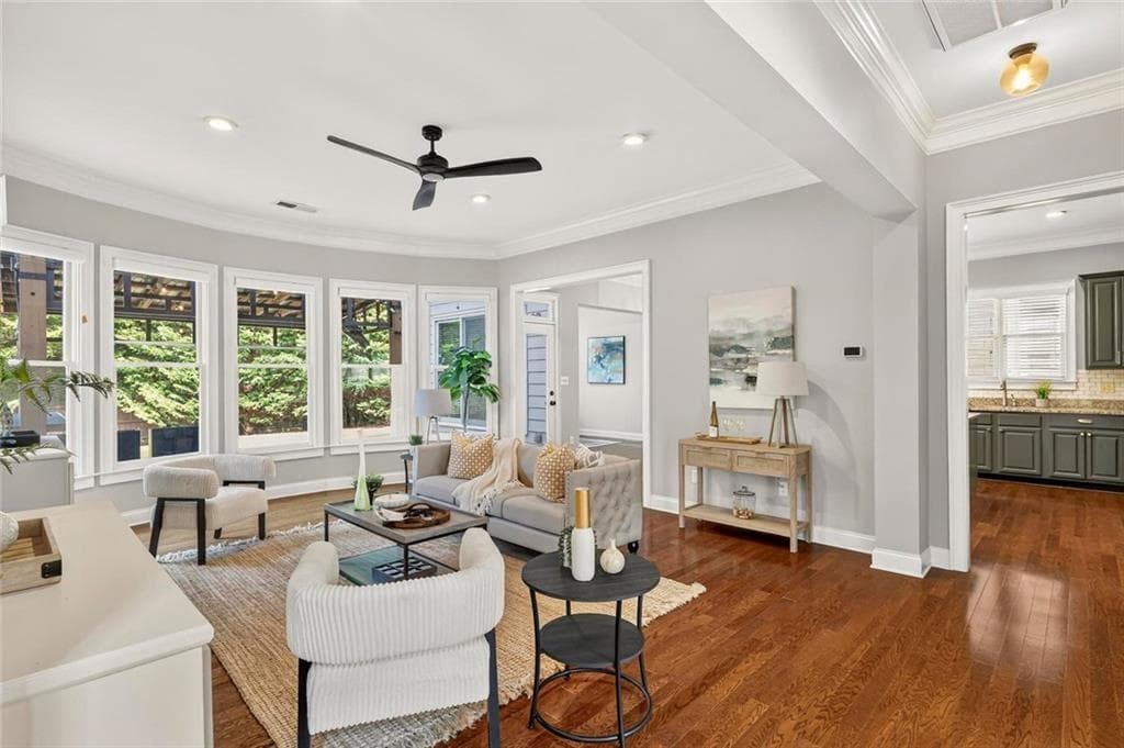 5 bedroom, 4 bathroom, 2,936 sq ft single family residence for sale at 4054 Hill House Road, Smyrna, GA 30082 — photo 8