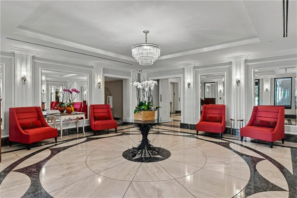 2 bedroom, 3 bathroom, 3,180 sq ft condominium for sale at 3376 Peachtree Road 42A, Atlanta, GA 30326 — photo 2