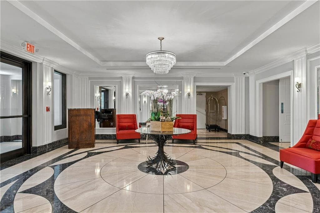 2 bedroom, 3 bathroom, 3,180 sq ft condominium for sale at 3376 Peachtree Road 42A, Atlanta, GA 30326 — photo 3