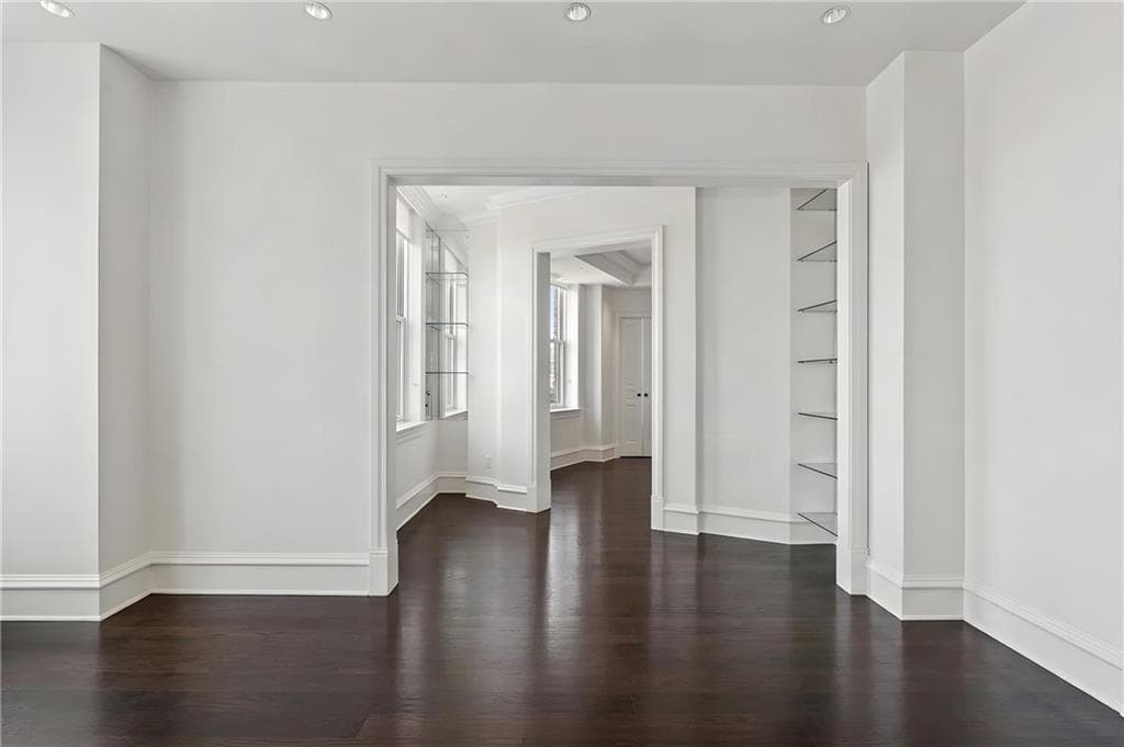2 bedroom, 3 bathroom, 3,180 sq ft condominium for sale at 3376 Peachtree Road 42A, Atlanta, GA 30326 — photo 10