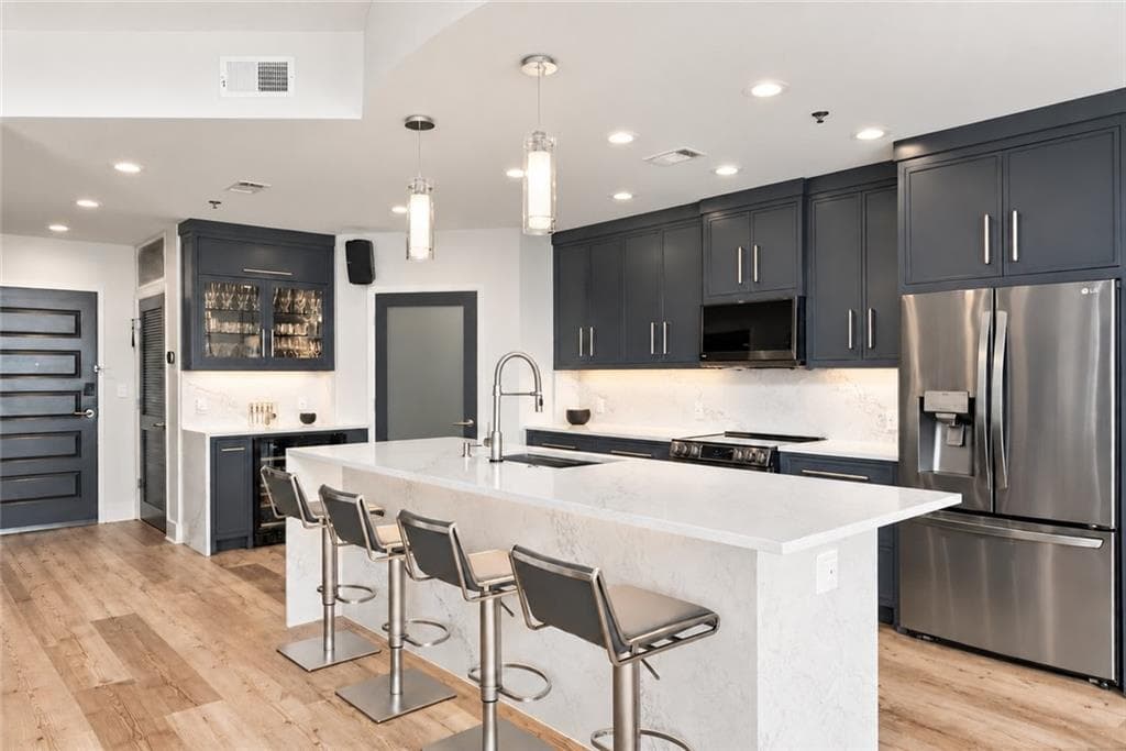 2 bedroom, 3 bathroom, 1,866 sq ft condominium for sale at 1080 Peachtree Street 2905, Atlanta, GA 30309 — photo 10