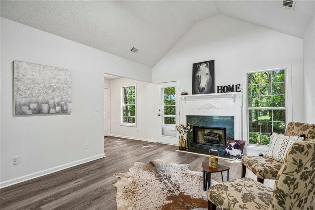 3 bedroom, 2 bathroom, 1,943 sq ft single family residence for sale at 6940 Shady Oak Lane, Cumming, GA 30040 — photo 5