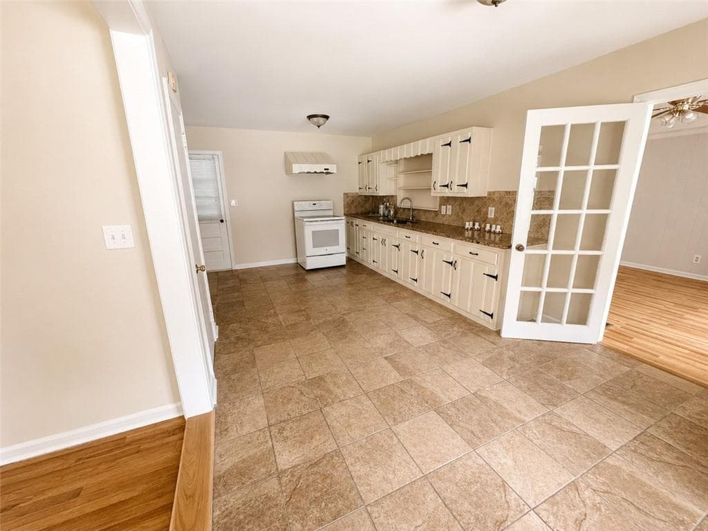 3 bedroom, 2 bathroom, 1,200 sq ft single family residence under contract at 2095 Lilac Lane, Decatur, GA 30032 — photo 7