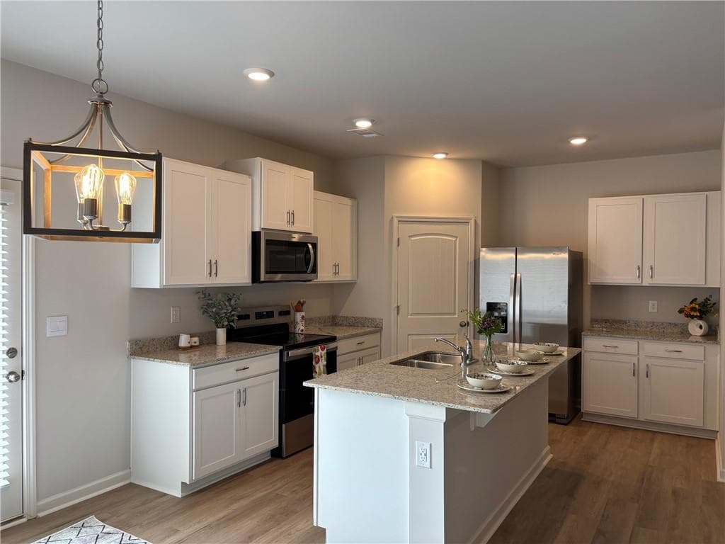 3 bedroom, 3 bathroom, 2,438 sq ft townhouse for rent at 49 Pepperbush Way, Jasper, GA 30143 for $2,250 a month — photo 4