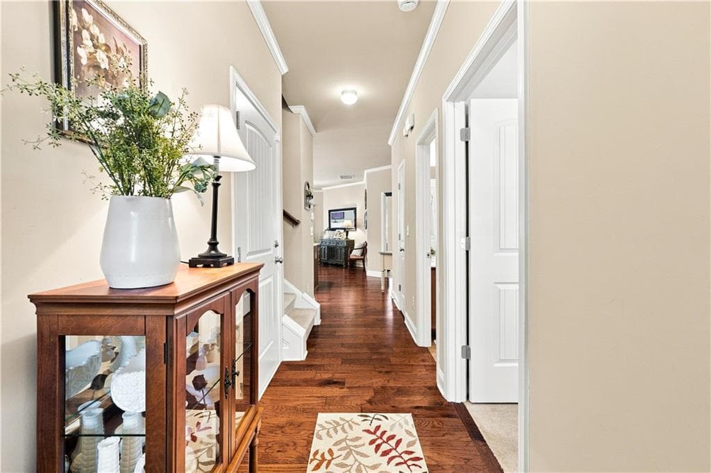 3 bedroom, 3 bathroom, 1,679 sq ft single family residence for sale at 216 Hawthorne Ridge Circle, Dallas, GA 30132 — photo 3