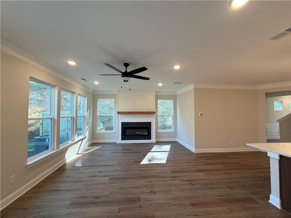 3 bedroom, 3 bathroom, 2,062 sq ft townhouse for sale at 2 Trace Bluff, Dawsonville, GA 30534 — photo 5
