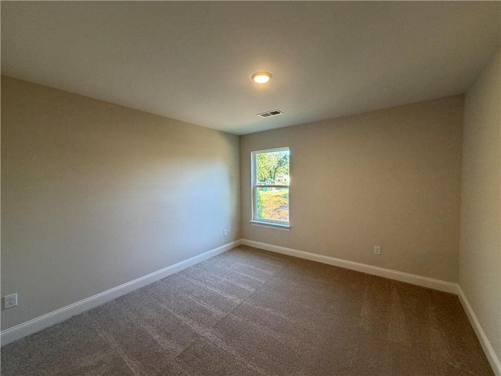 3 bedroom, 3 bathroom, 2,062 sq ft townhouse for sale at 2 Trace Bluff, Dawsonville, GA 30534 — photo 10