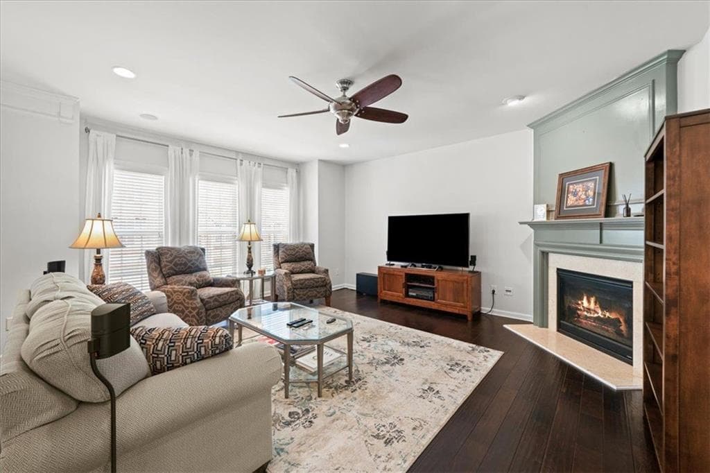 4 bedroom, 4 bathroom, 2,272 sq ft townhouse for sale at 12 Rockland Place, Decatur, GA 30030 — photo 4