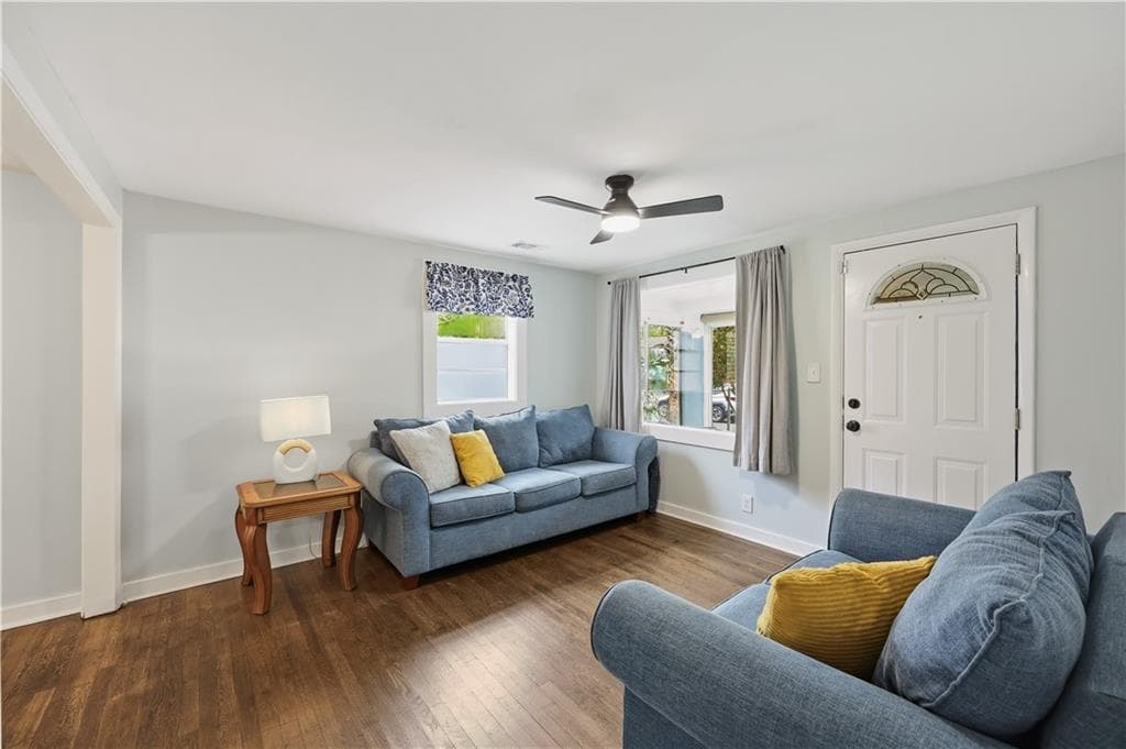 3 bedroom, 2 bathroom, 1,100 sq ft single family residence for sale at 1229 E Bolton Street, Savannah, GA 31404 — photo 7