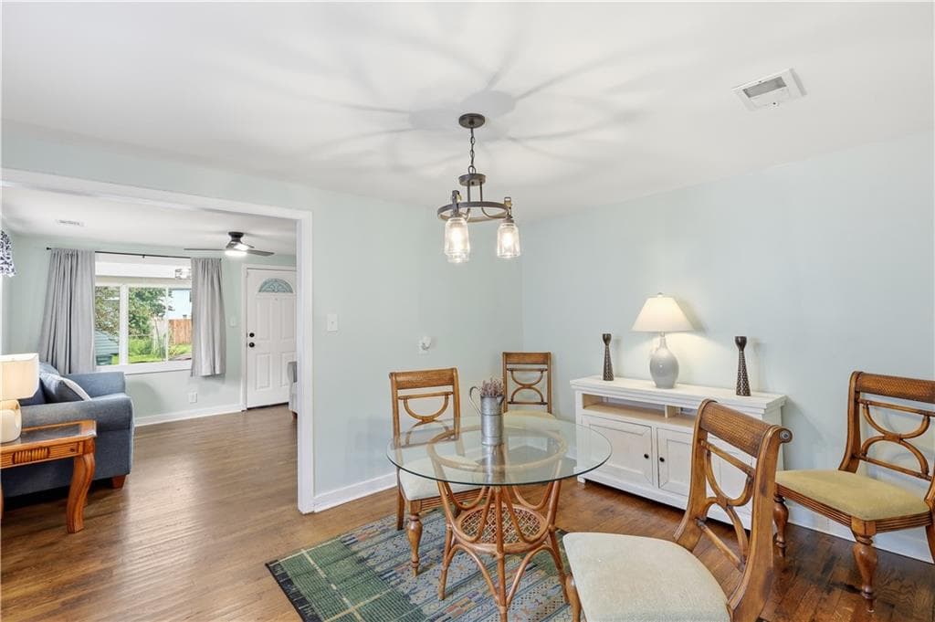 3 bedroom, 2 bathroom, 1,100 sq ft single family residence for sale at 1229 E Bolton Street, Savannah, GA 31404 — photo 10