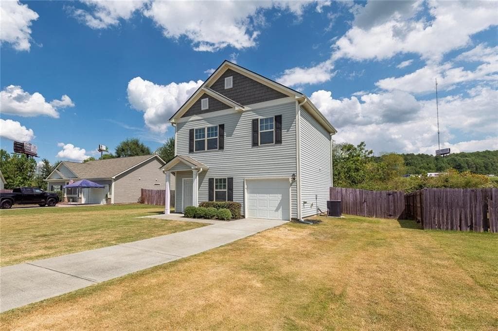 3 bedroom, 3 bathroom, 1,256 sq ft single family residence under contract at 105 Colonial Drive, Calhoun, GA 30701 — photo 3