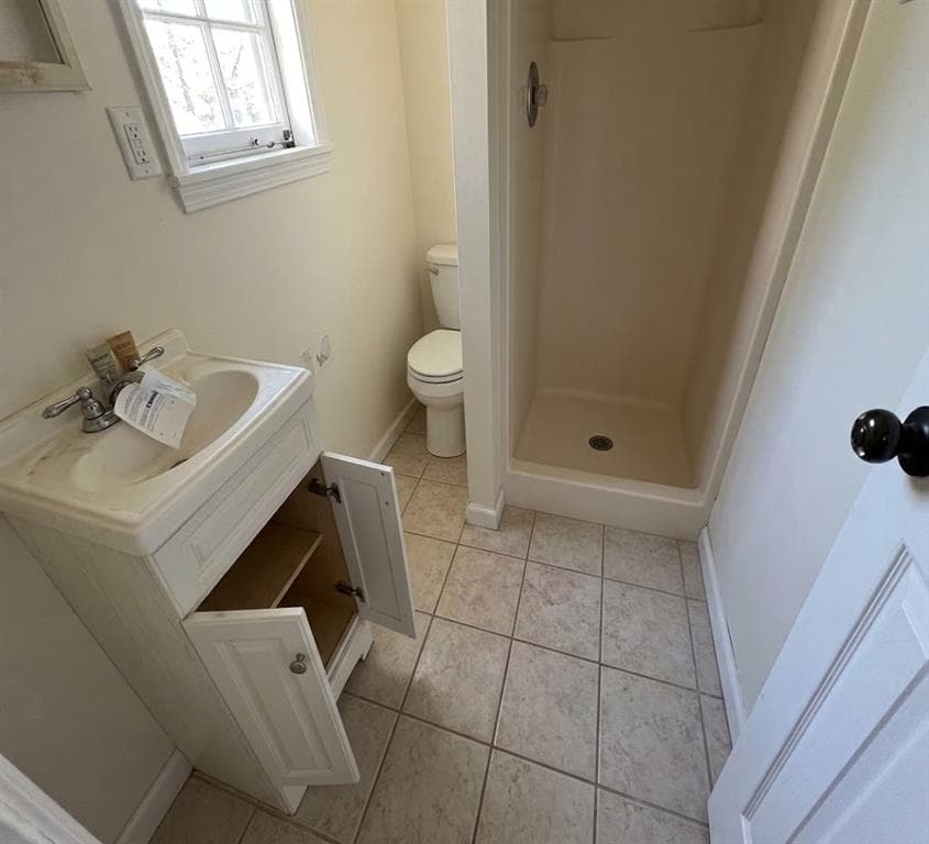 2 bedroom, 2 bathroom, 1,054 sq ft single family residence under contract at 606 E Poplar St, Atmore, AL 36502 — photo 7