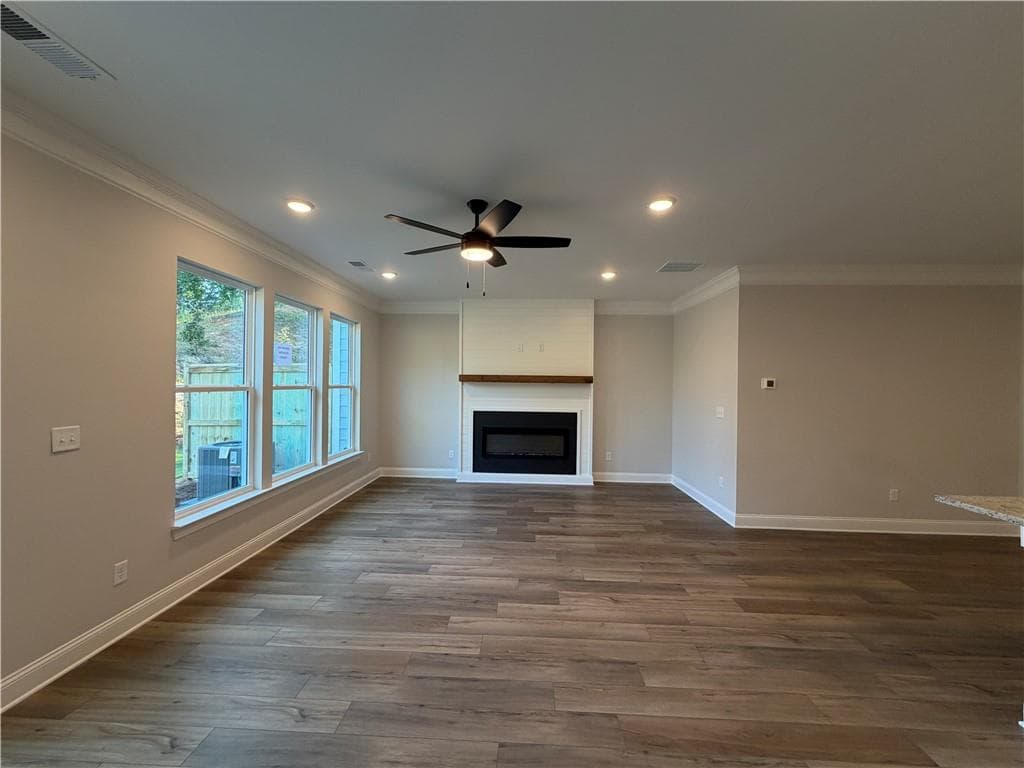 3 bedroom, 3 bathroom, 2,062 sq ft townhouse for sale at 4 Trace Bluff, Dawsonville, GA 30534 — photo 4