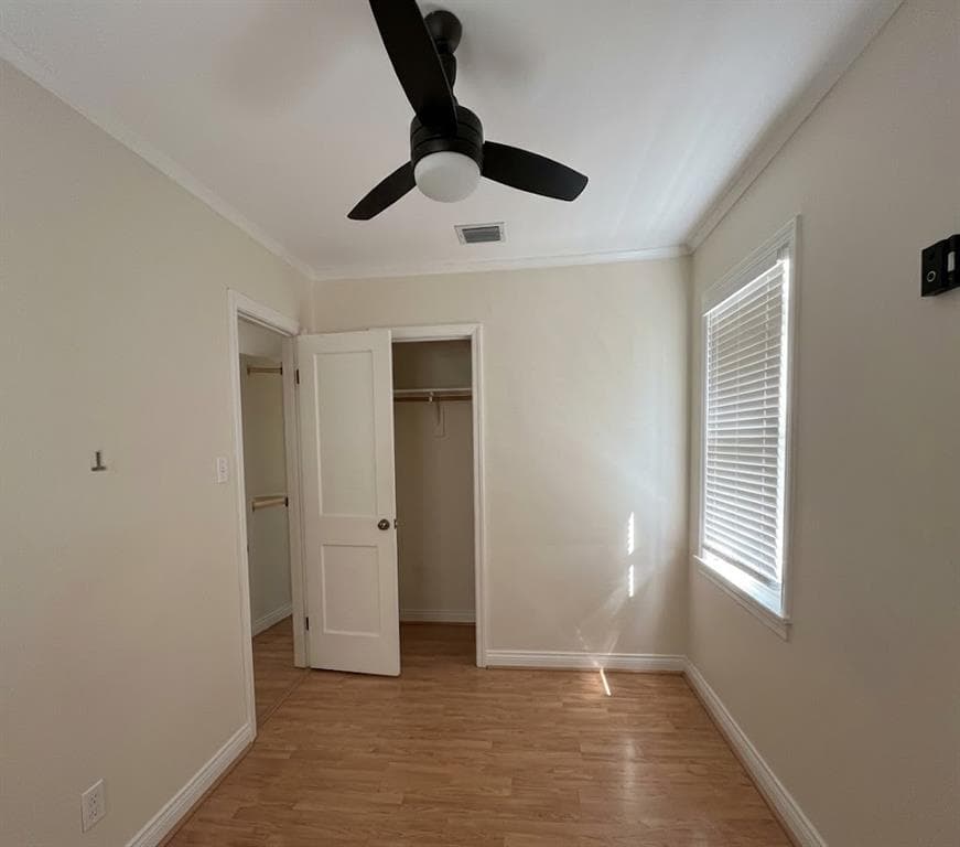 2 bedroom, 2 bathroom, 1,054 sq ft single family residence under contract at 606 E Poplar St, Atmore, AL 36502 — photo 8