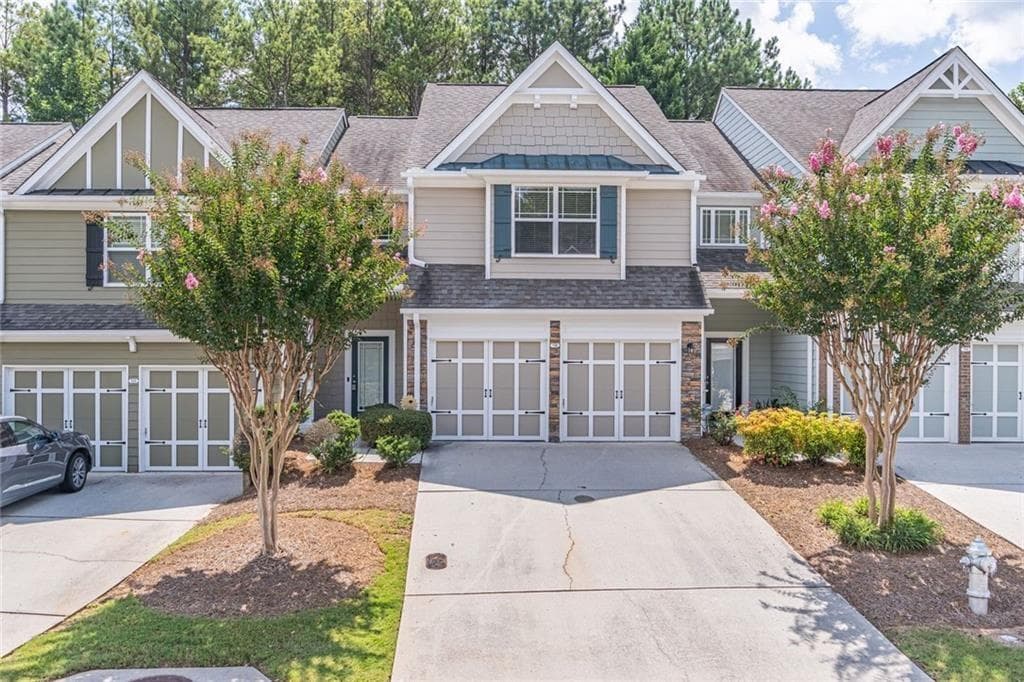 3 bedroom, 3 bathroom, 1,968 sq ft townhouse for rent at 118 Wiley Parc Circle, Woodstock, GA 30188 for $2,300 a month — photo 2