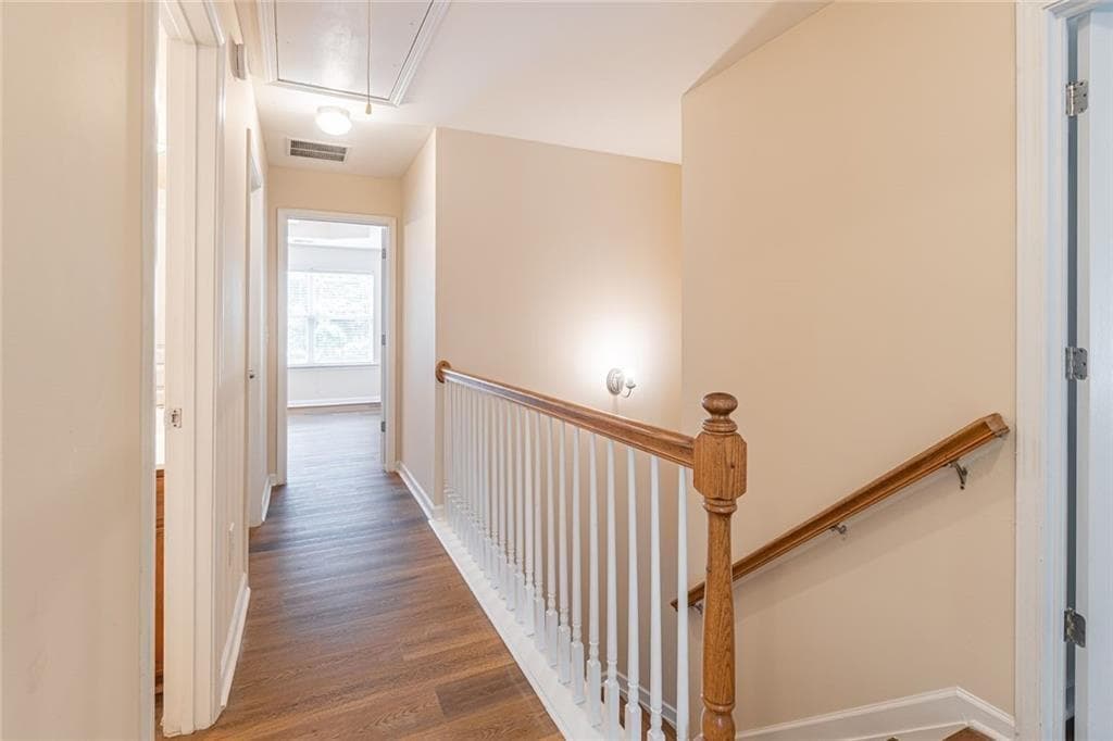 3 bedroom, 3 bathroom, 1,968 sq ft townhouse for rent at 118 Wiley Parc Circle, Woodstock, GA 30188 for $2,300 a month — photo 9