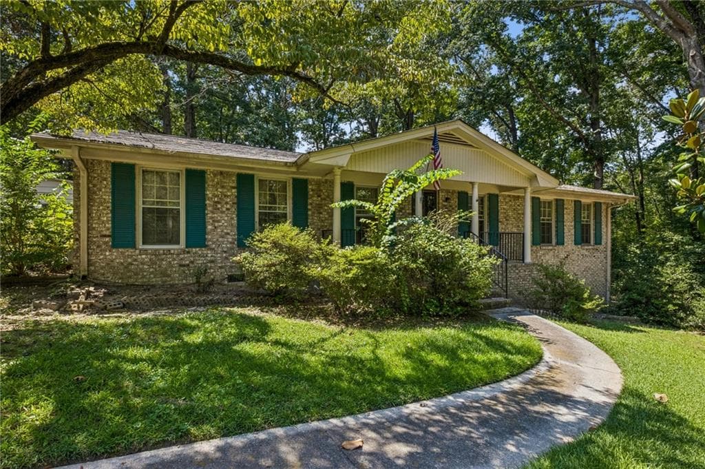 3 bedroom, 2 bathroom, 1,586 sq ft single family residence under contract at 1314 Gatewood Drive, Lawrenceville, GA 30043