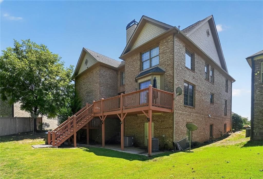7 bedroom, 5 bathroom, 3,640 sq ft single family residence for sale at 2645 Tyler Bay Lane, Grayson, GA 30017 — photo 5
