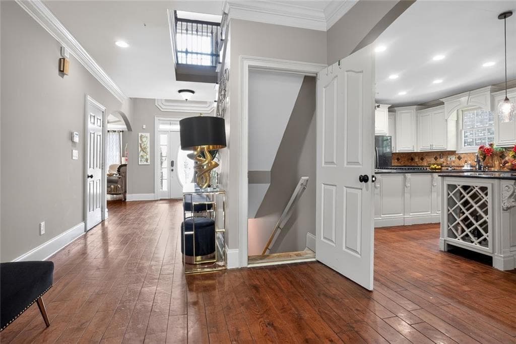 7 bedroom, 5 bathroom, 3,640 sq ft single family residence for sale at 2645 Tyler Bay Lane, Grayson, GA 30017 — photo 7