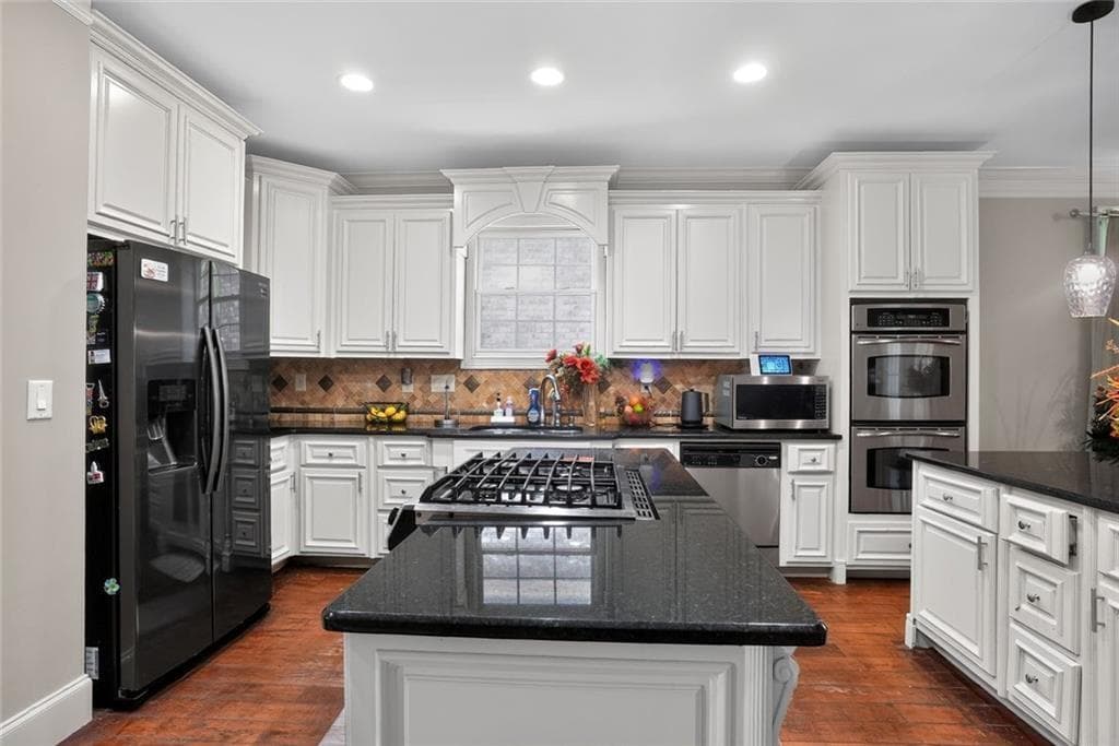 7 bedroom, 5 bathroom, 3,640 sq ft single family residence for sale at 2645 Tyler Bay Lane, Grayson, GA 30017 — photo 10