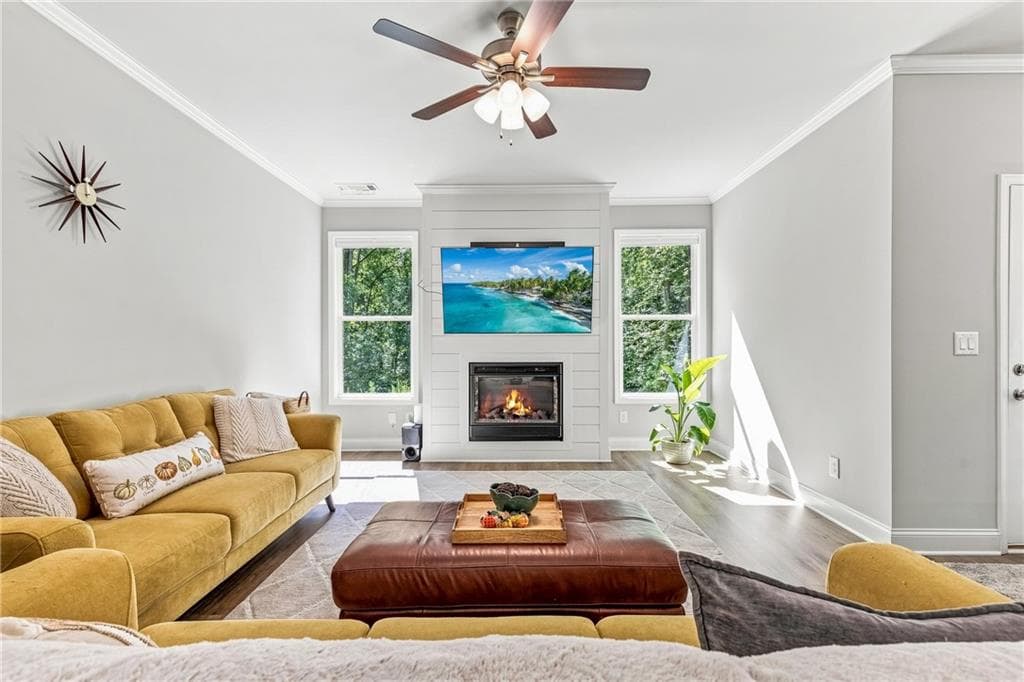 3 bedroom, 3 bathroom, 1,910 sq ft townhouse under contract at 3905 Cavalier Way, Duluth, GA 30097 — photo 4