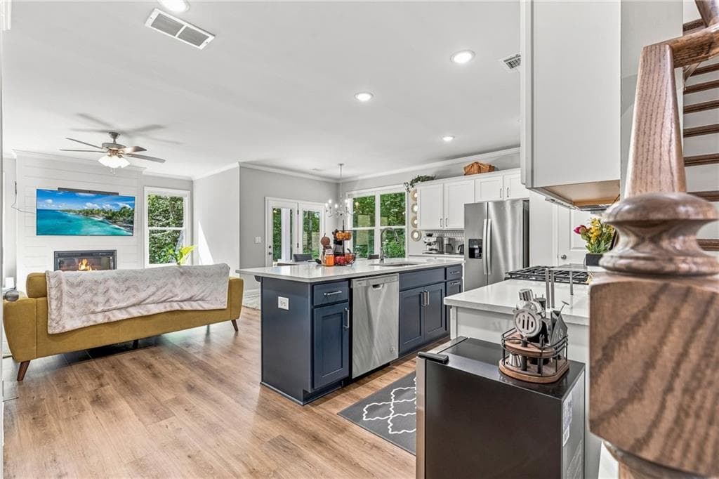 3 bedroom, 3 bathroom, 1,910 sq ft townhouse under contract at 3905 Cavalier Way, Duluth, GA 30097 — photo 7