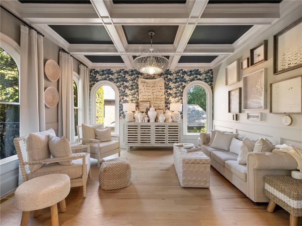 5 bedroom, 6 bathroom, 5,446 sq ft single family residence for sale at 5453 Brendlynn Drive, Suwanee, GA 30024 — photo 4