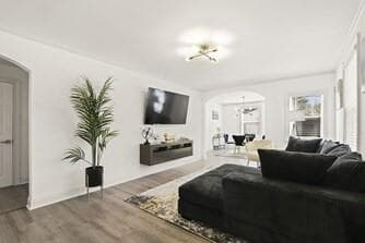3 bedroom, 2 bathroom, 1,104 sq ft single family residence for rent at 1860 Bonniview Street, Atlanta, GA 30310 for $2,200 a month — photo 4