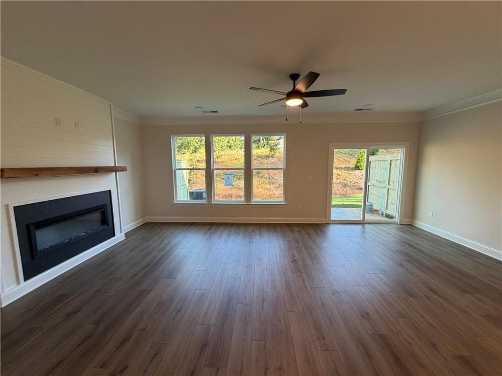 3 bedroom, 3 bathroom, 2,062 sq ft townhouse for sale at 10 Trace Bluff, Dawsonville, GA 30534 — photo 5