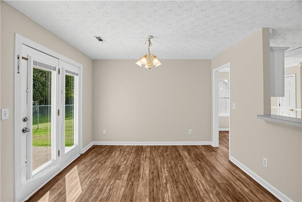 3 bedroom, 2 bathroom, 1,408 sq ft single family residence for sale at 116 Goldleaf Drive, Hampton, GA 30228 — photo 10