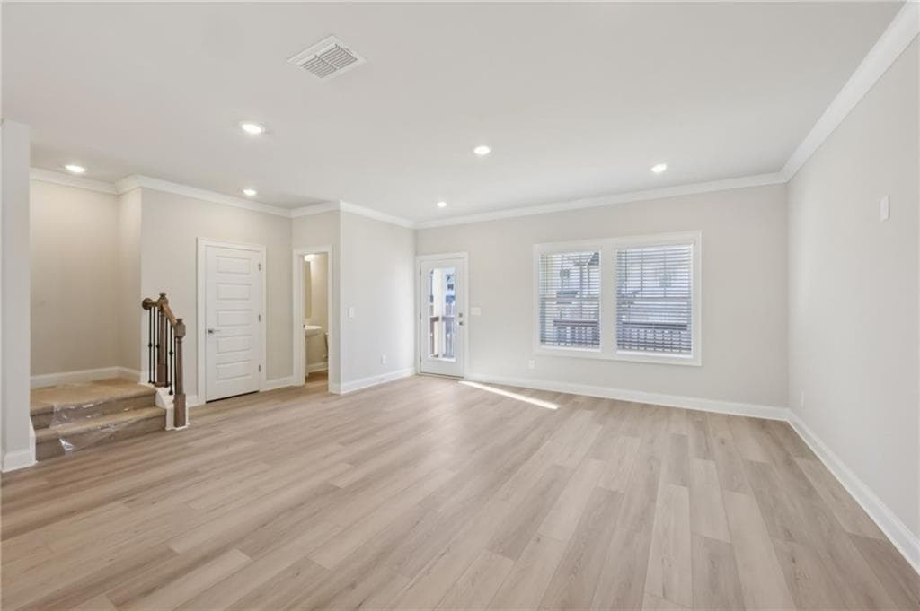 4 bedroom, 4 bathroom, 2,247 sq ft townhouse for sale at 427 Elise Way, Lawrenceville, GA 30045 — photo 9
