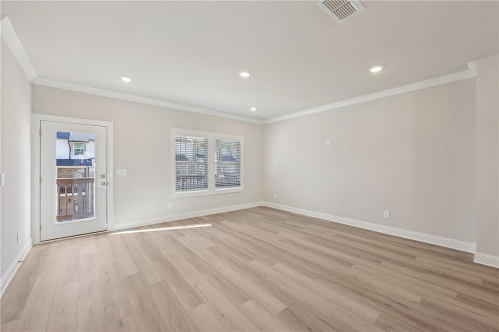 4 bedroom, 4 bathroom, 2,247 sq ft townhouse for sale at 427 Elise Way, Lawrenceville, GA 30045 — photo 10