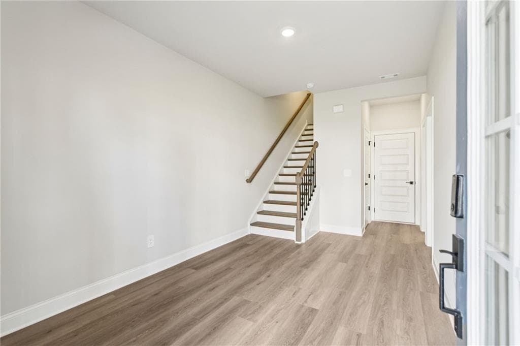 4 bedroom, 4 bathroom, 2,386 sq ft townhouse for sale at 431 Elise Way, Lawrenceville, GA 30045 — photo 7