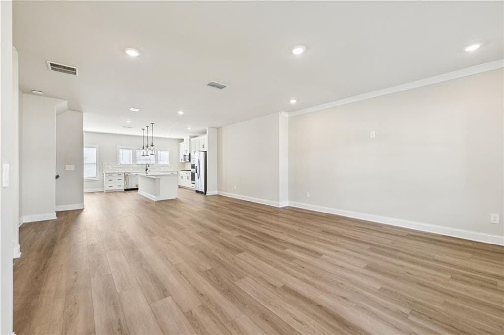 4 bedroom, 4 bathroom, 2,386 sq ft townhouse for sale at 431 Elise Way, Lawrenceville, GA 30045 — photo 8