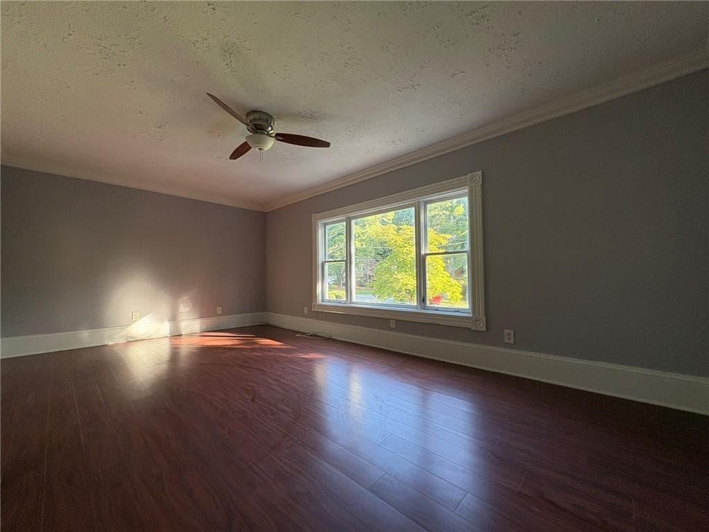 4 bedroom, 2 bathroom, 2,080 sq ft single family residence for sale at 3082 Bromley Rowe, Duluth, GA 30096 — photo 8