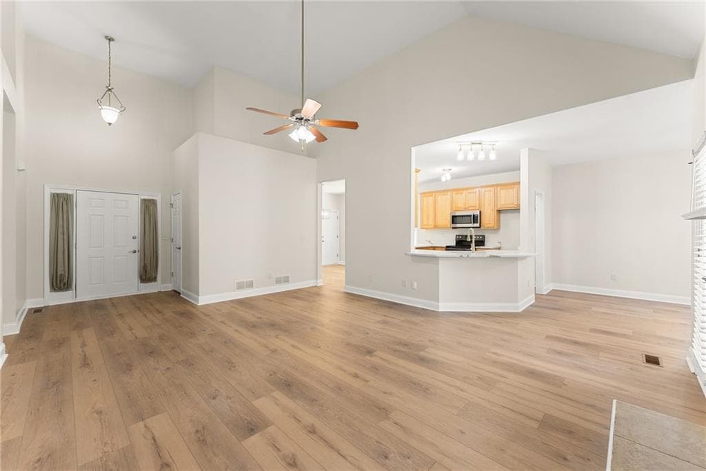 3 bedroom, 2 bathroom, 1,749 sq ft single family residence for sale at 27 Woods Way, Jefferson, GA 30549 — photo 9